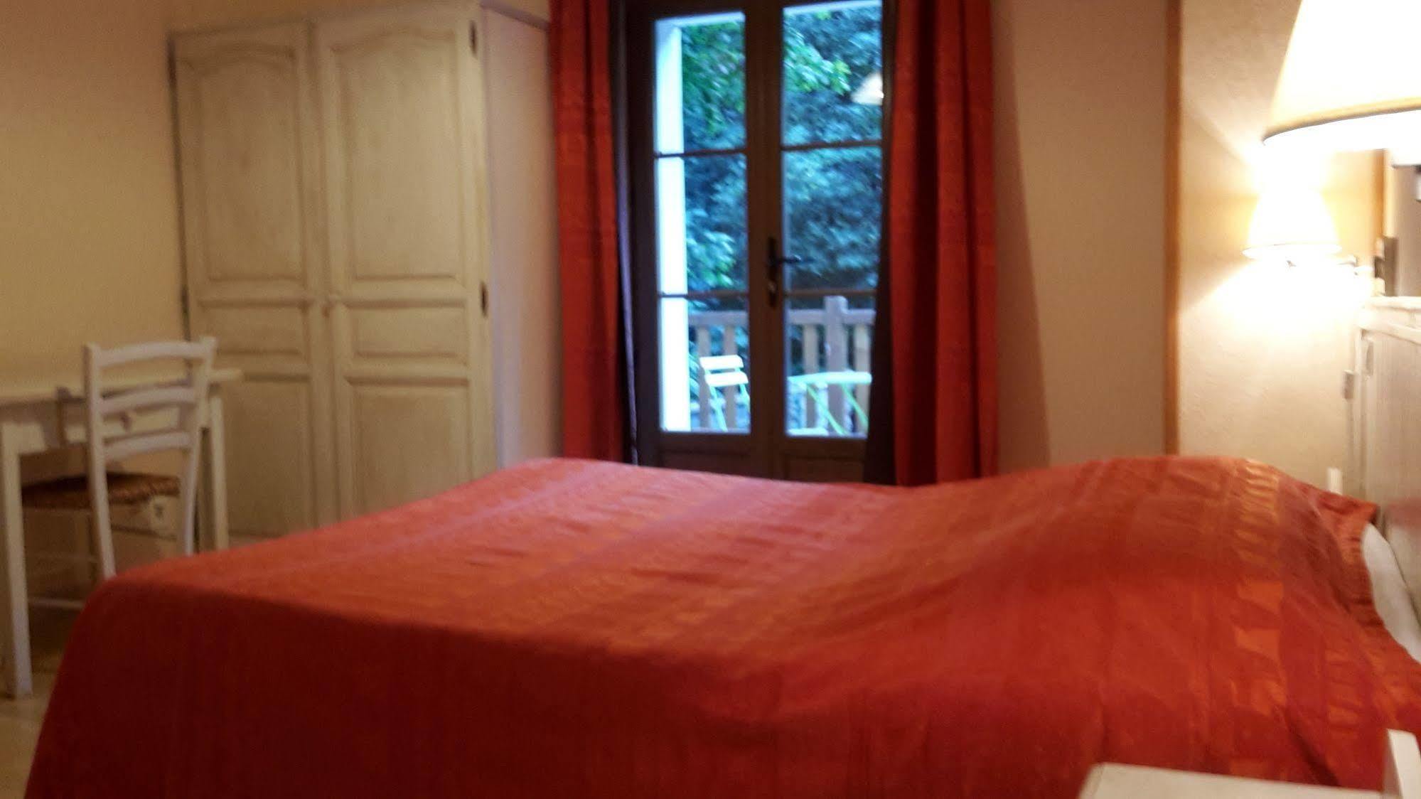 Mas Du Cougnet Hotel Valleraugue Bagian luar foto